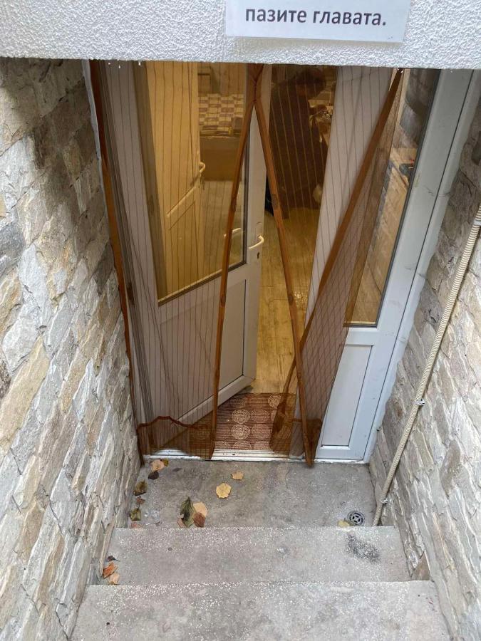 Апартамент 27 Юли Warna Exterior foto